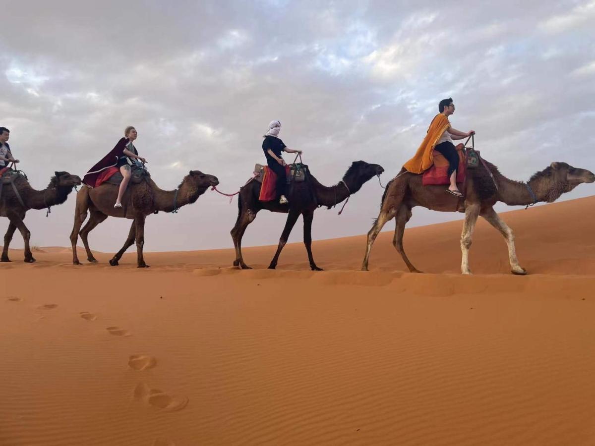Merzouga Paradise Luxury Camp Dış mekan fotoğraf