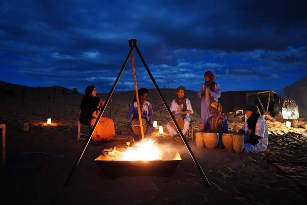 Merzouga Paradise Luxury Camp Dış mekan fotoğraf
