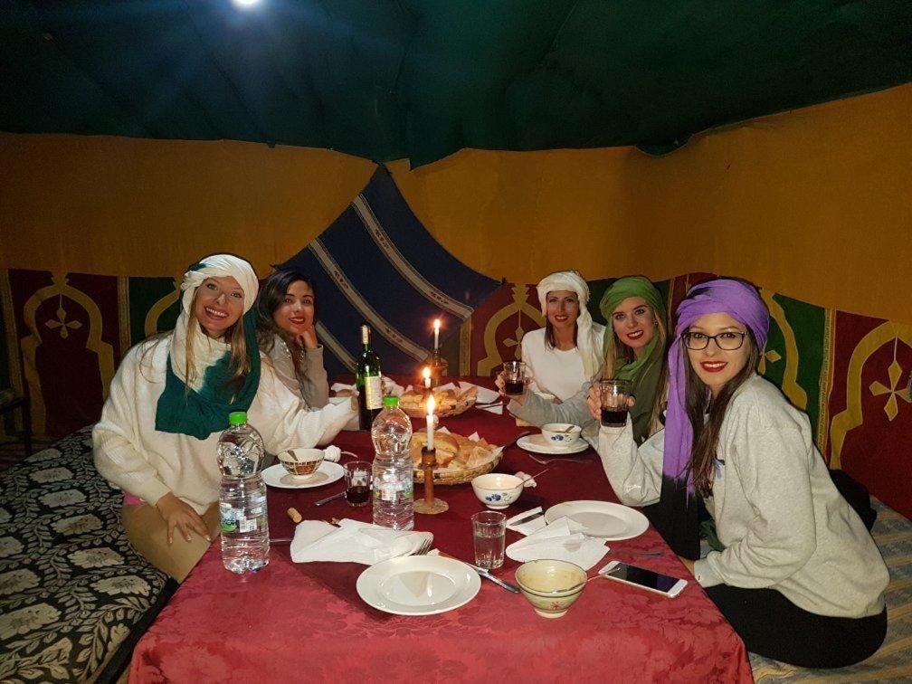 Merzouga Paradise Luxury Camp Dış mekan fotoğraf