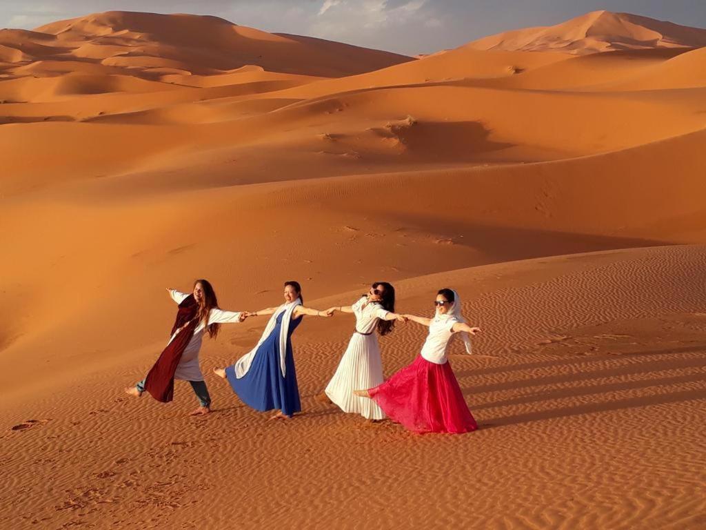 Merzouga Paradise Luxury Camp Dış mekan fotoğraf